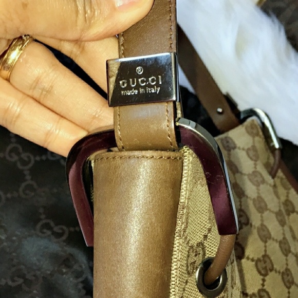 💯Authentic Gucci Drawstring handbag 😍 - Picture 2 of 6